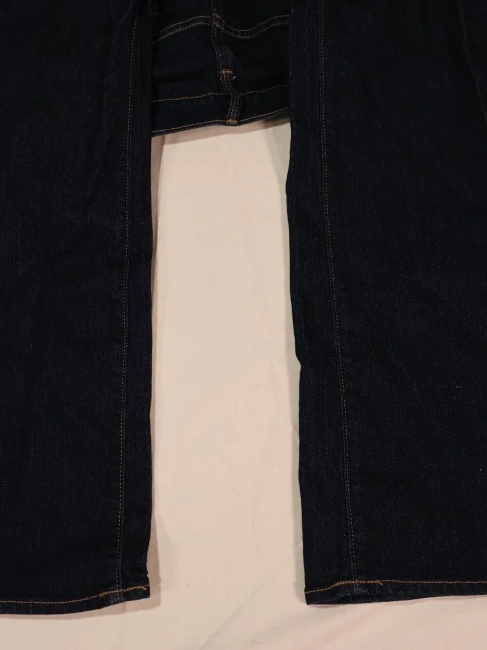 Old Navy Women's Dark Navy Flare Jeans in 14 Regular